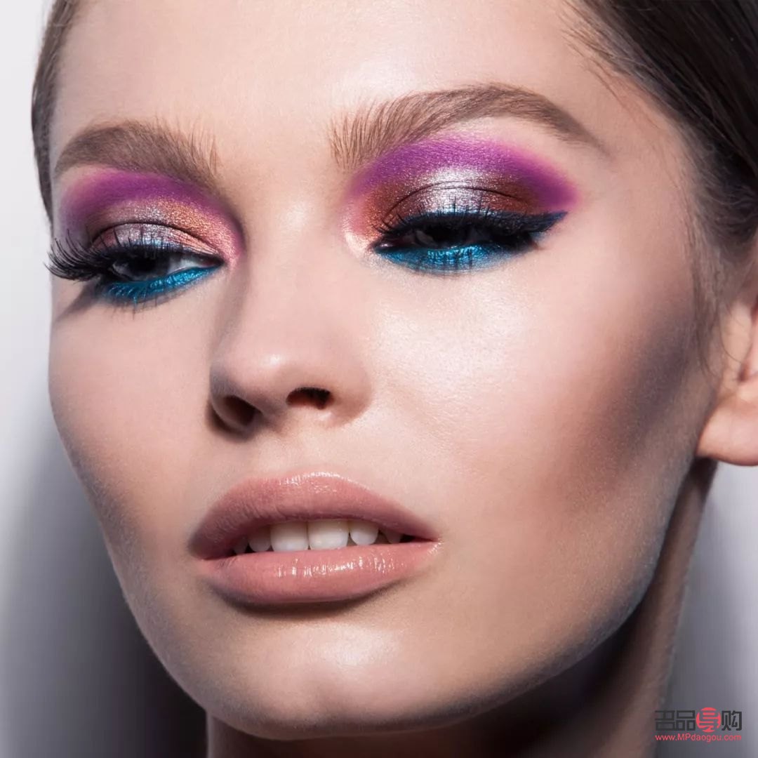 秀自己彩妝怎么樣(秀自己彩妝是品牌的嗎)