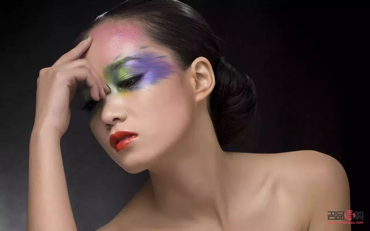 秀自己彩妝怎么樣(秀自己彩妝是品牌的嗎)