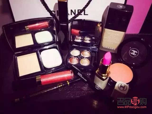 <h3>彩妝包怎么裝——打造完美彩妝收納攻略</h3>