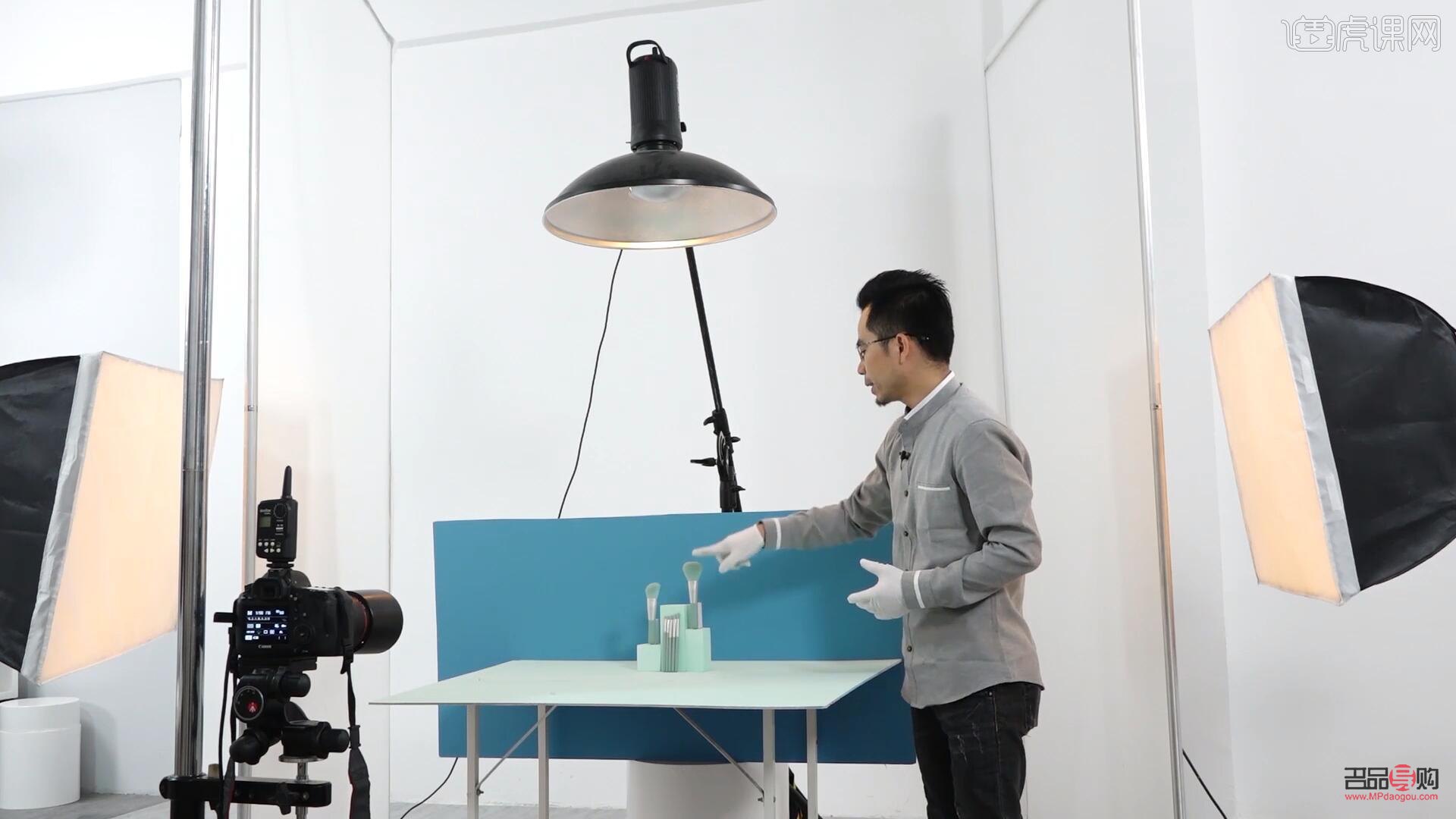 <h3>彩妝修復(fù)如何布景：打造專(zhuān)業(yè)級(jí)拍攝場(chǎng)景</h3>