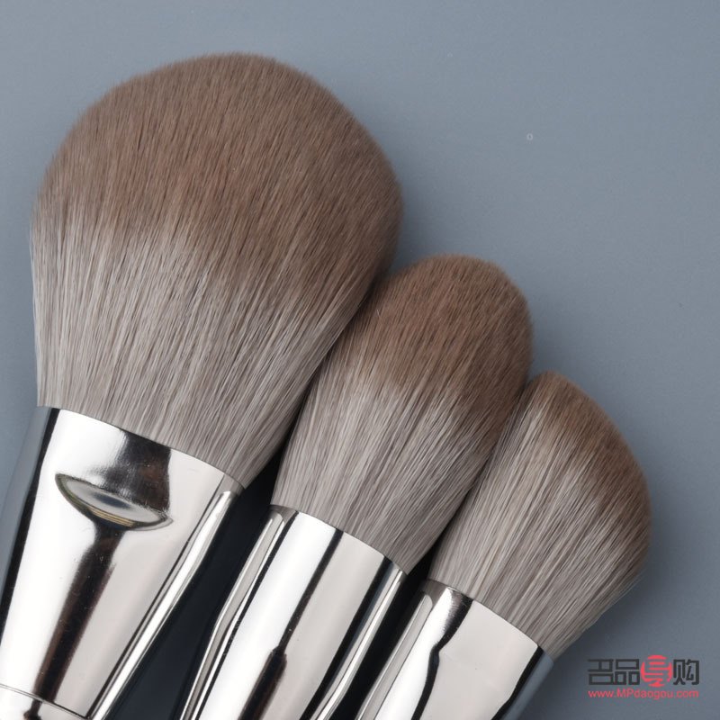 彩妝刷子怎么入貨(彩妝刷子怎么入貨賣)