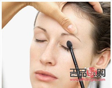 彩妝不暈妝怎么辦(彩妝不暈妝怎么辦呢)