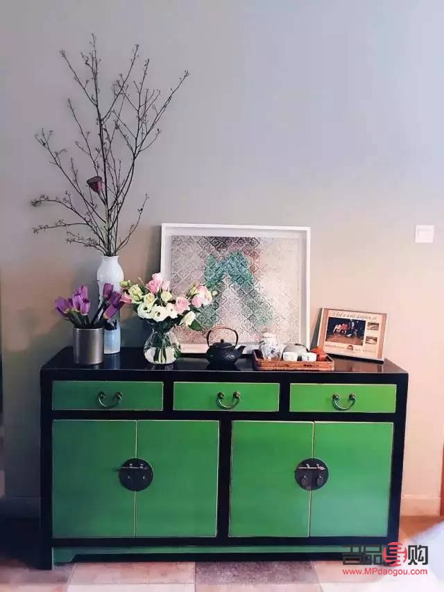 彩妝架怎么擺(彩妝架怎么擺放好看)