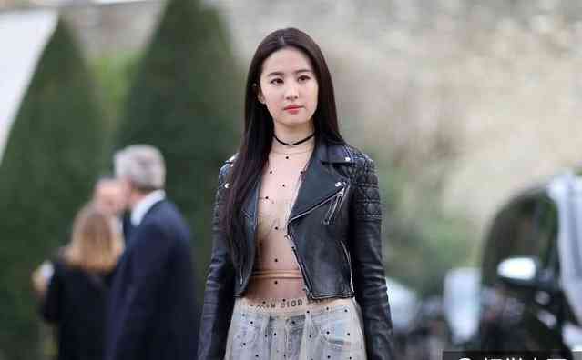 女款透明內(nèi)褲