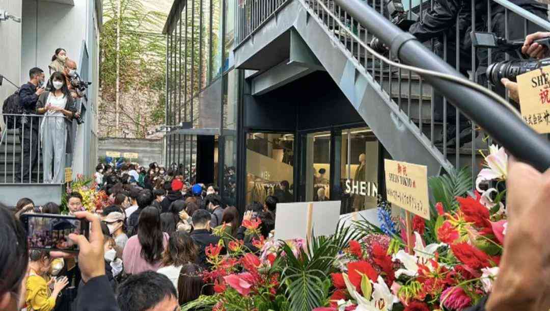 適合年輕女生女裝品牌