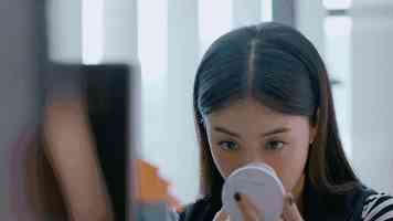 后化妝品(后化妝品哪個(gè)系列最好)