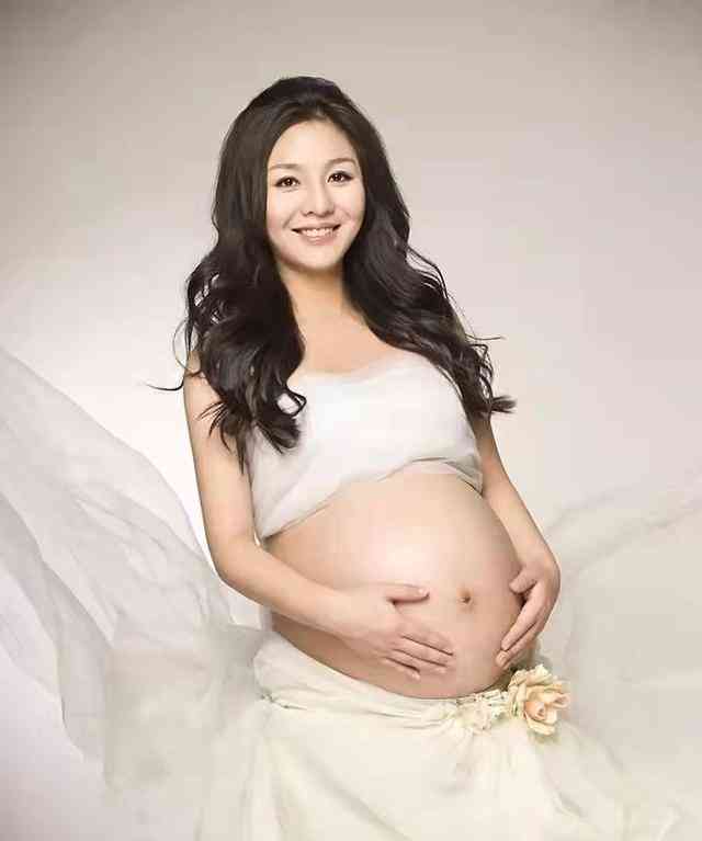 孕婦禁用的化妝品(孕婦禁用的化妝品如果不小心用了怎么辦)