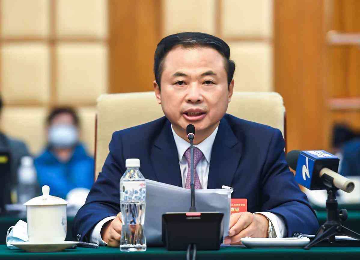 綠色理念化妝品文案范文(綠色理念化妝品文案范文怎么寫(xiě))