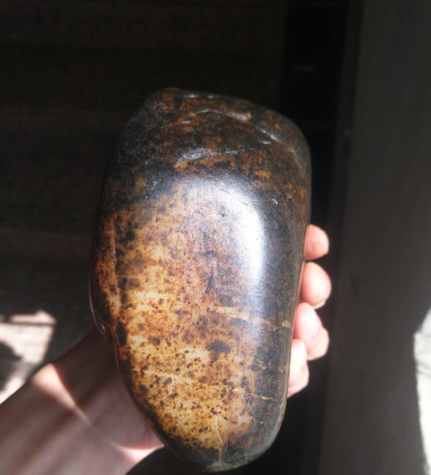 70萬(wàn)一克的羊脂白玉(100萬(wàn)元的羊脂白玉籽料)插圖