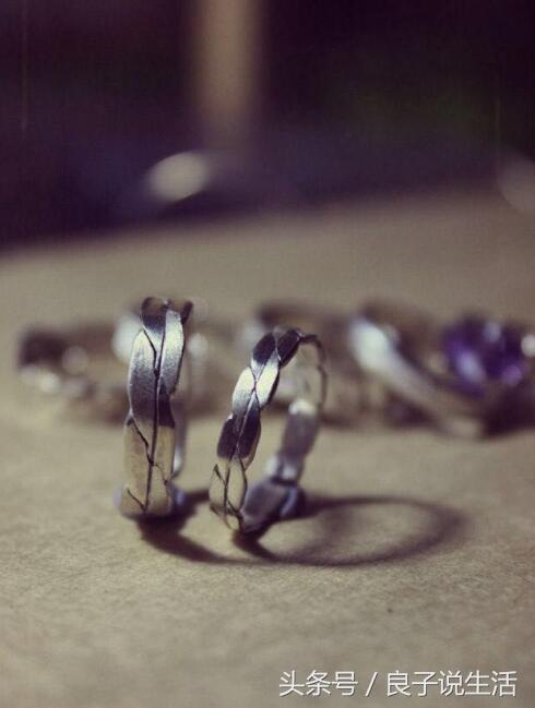 制作一對純銀情侶對戒就是這么簡單，不是你做不到，而是你沒想到