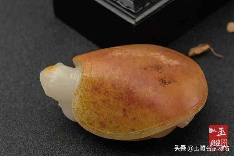 和田玉山料和籽料的區(qū)別是什么(和田玉山料和籽料的區(qū)別是什么呢)