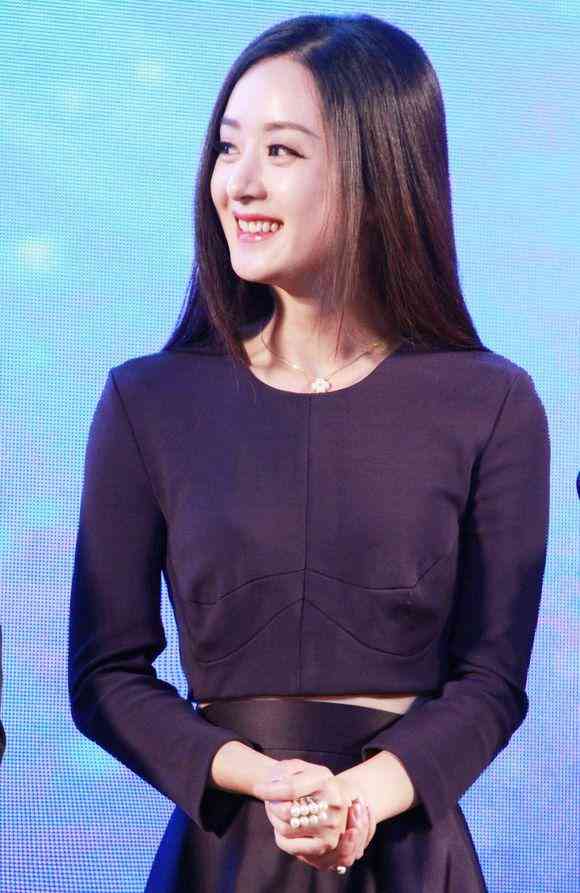 女孩戴四葉草項(xiàng)鏈寓意(女生戴四葉草項(xiàng)鏈的寓意)