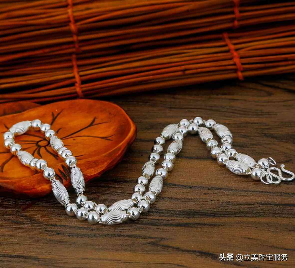 925銀多少錢一克今天(現(xiàn)在銀925多少錢一克)