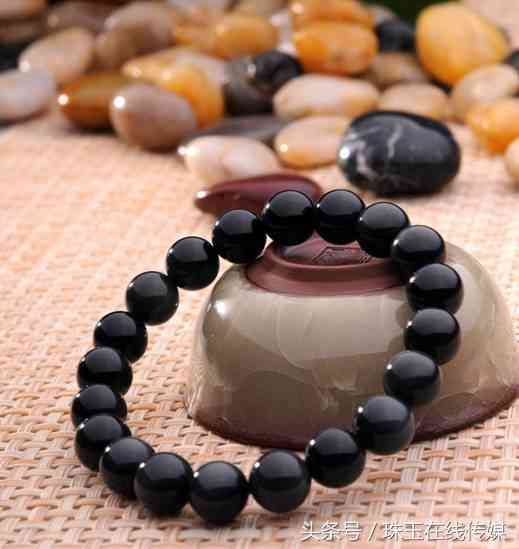 天然黑曜石的功效與作用(黑曜石有什么功效與作用)