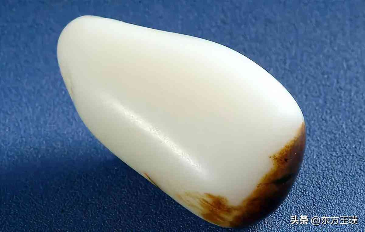 怎么分辨石頭是不是玉石(怎么分辨石頭是不是玉石的)