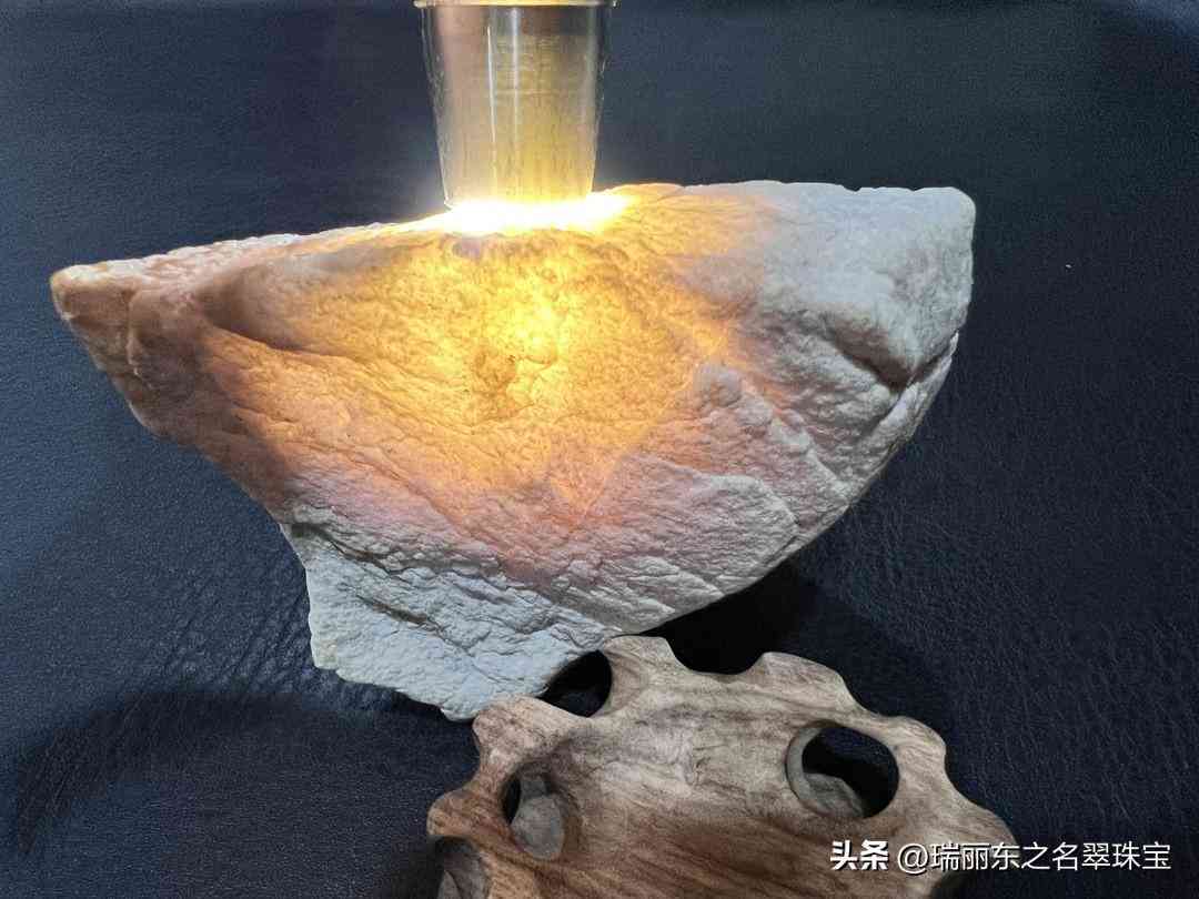 翡翠大師怎么選原石(翡翠大師怎么選原石攻略)