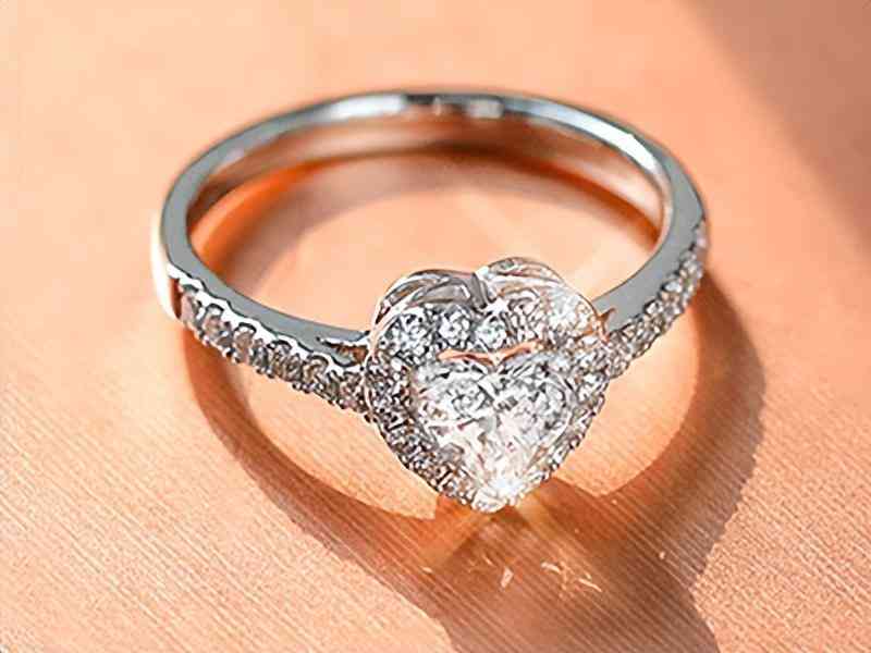 鉆石戒指一般多少錢一個(gè)(鉆石戒指都多少錢)