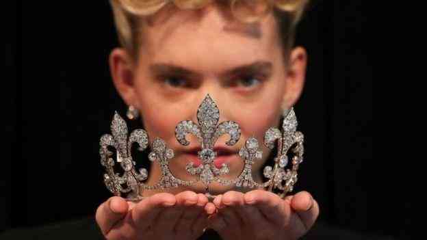 粉鉆是最貴的鉆石嗎(粉鉆很貴嗎)