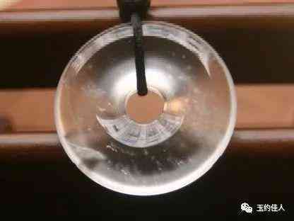 水沫玉手鐲(水沫玉手鐲的功效與作用)