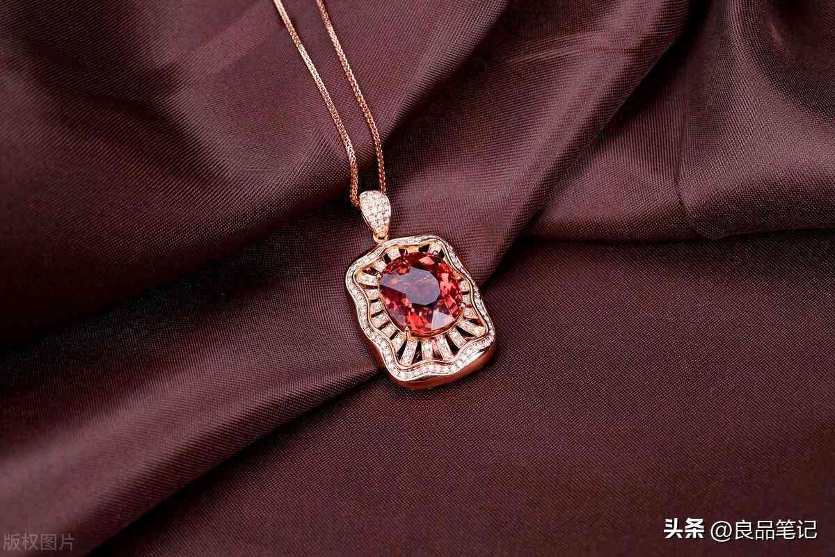 925銀會(huì)掉色嗎(項(xiàng)鏈925銀會(huì)掉色嗎)