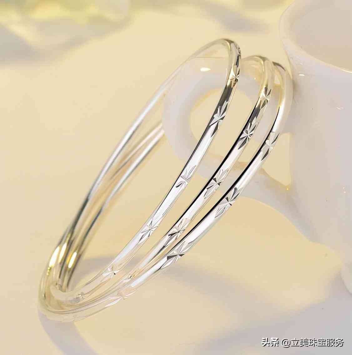 純銀戒指多少錢一克(純銀戒指一般多少錢一個(gè))