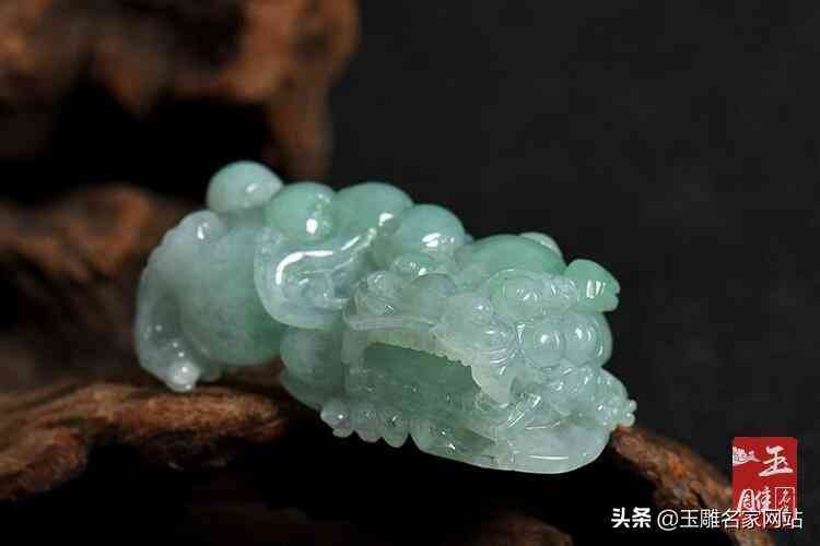 戴翡翠貔貅的講究(玉石貔貅的佩戴講究)