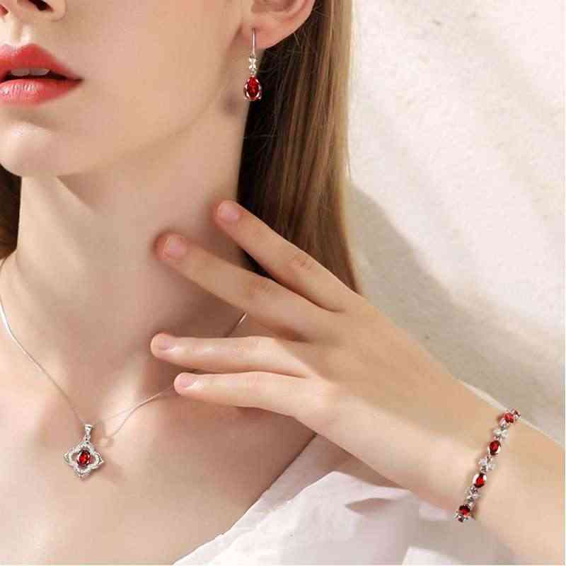 天然石榴石手鏈價(jià)格(紅石榴石手鏈價(jià)格)