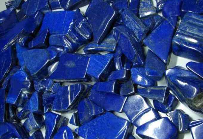 青金石的寓意是什么(青金石 含義)