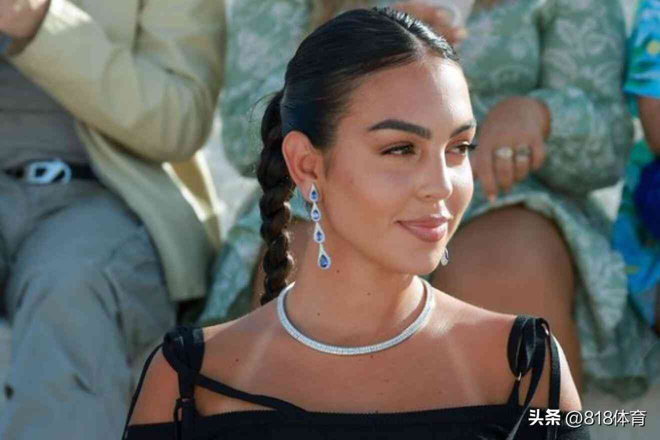 卡地亞鴿子蛋鉆戒(鴿子蛋鉆石戒指)