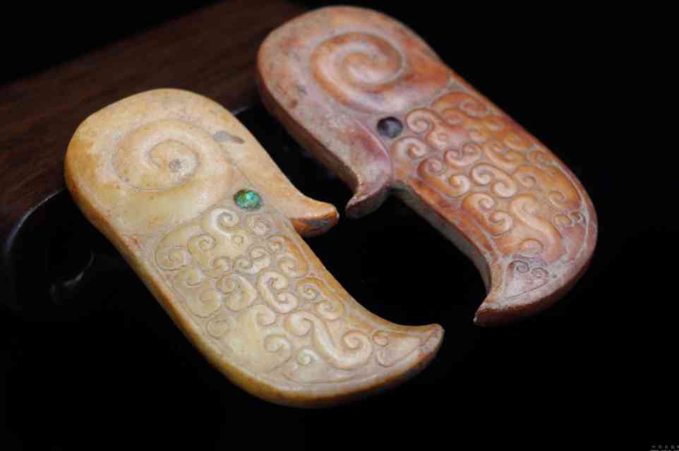 瑪瑙和玉哪個值錢(瑪瑙和玉哪個養(yǎng)人)