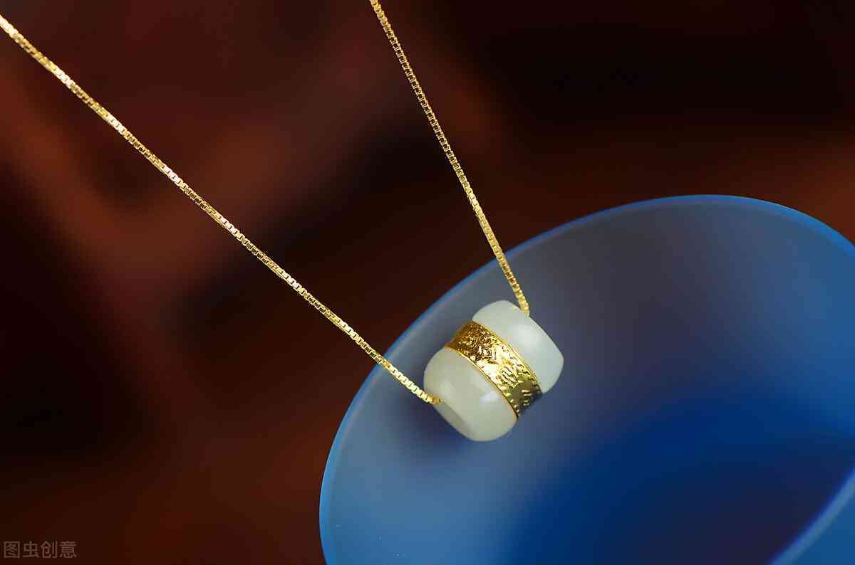 套鏈和項鏈有什么區(qū)別(項鏈套鏈?zhǔn)鞘裁匆馑?