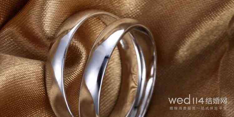 純白金戒指(純白金戒指大概多少錢(qián))