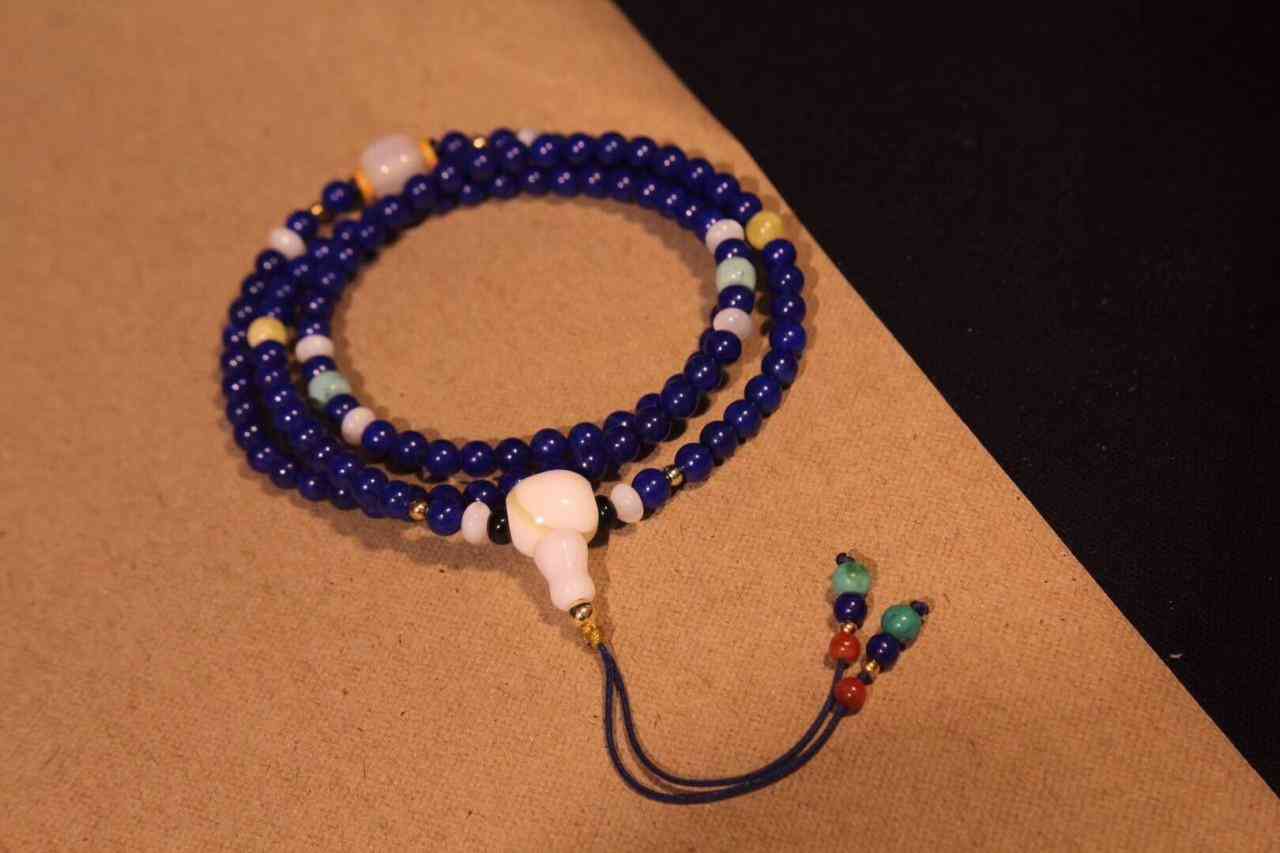 青金石的功效與禁忌(青金石的功效與禁忌!佩戴講究必知!)