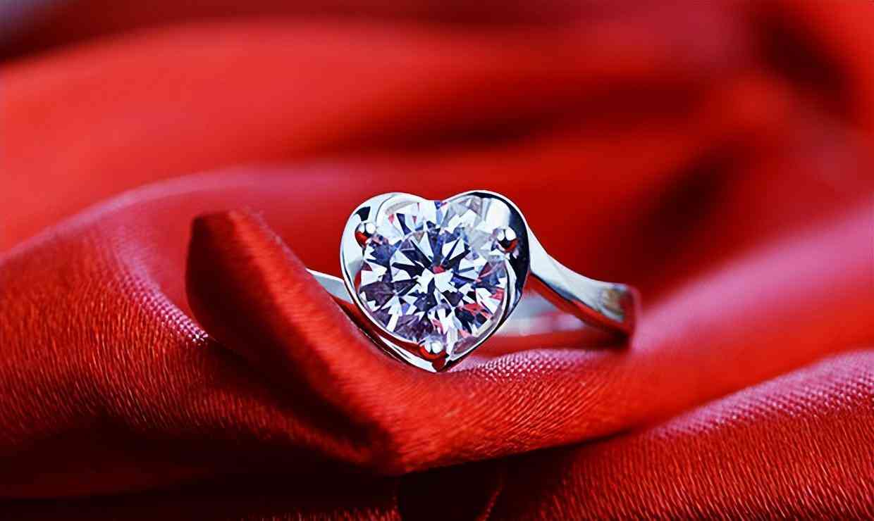 結(jié)婚為什么要買戒指(結(jié)婚為什么一定要買戒指)