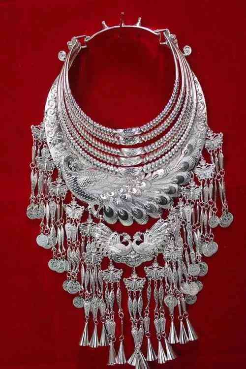 用什么洗銀飾品最亮(怎樣洗銀首飾最亮)