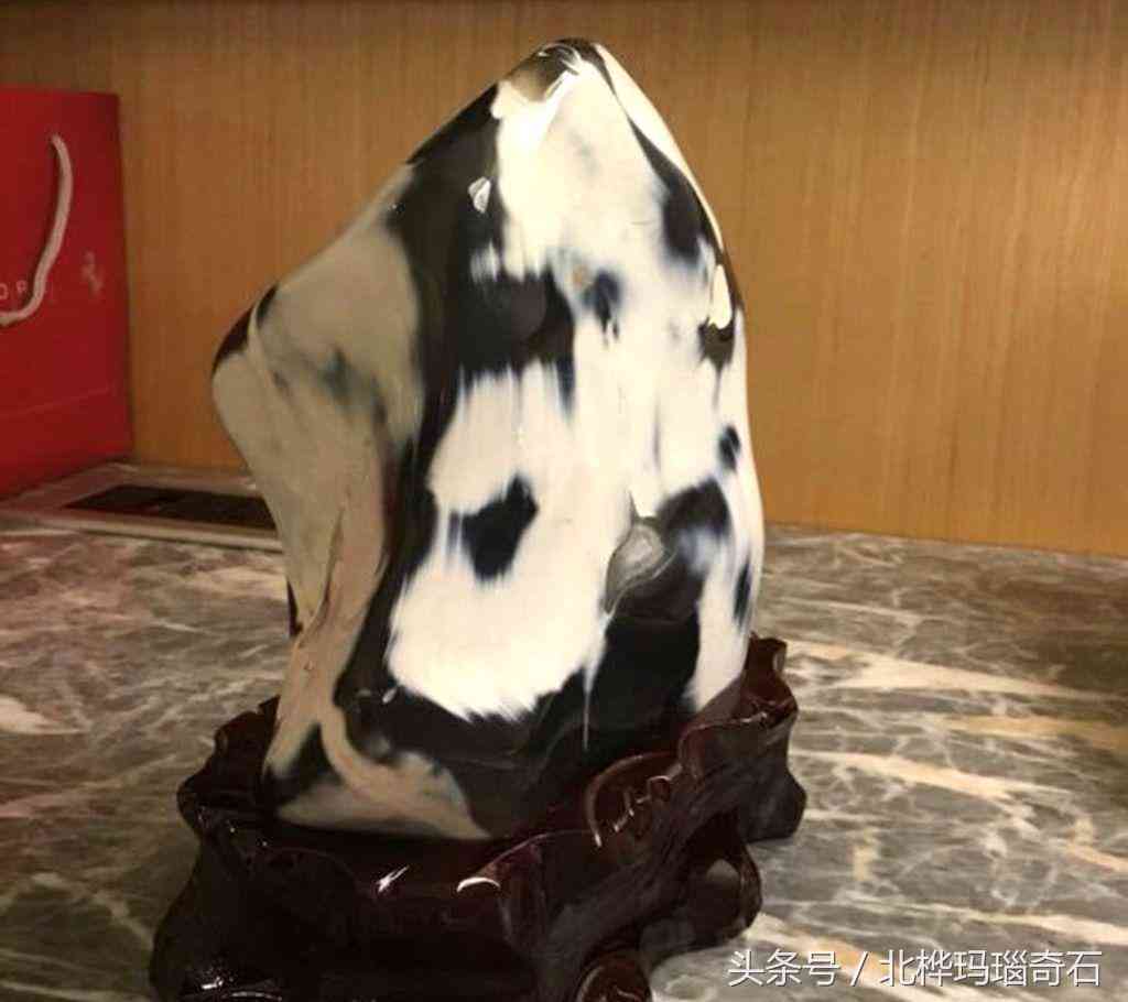 百萬(wàn)元以上瑪瑙奇石(.精品金獎(jiǎng)瑪瑙奇石)