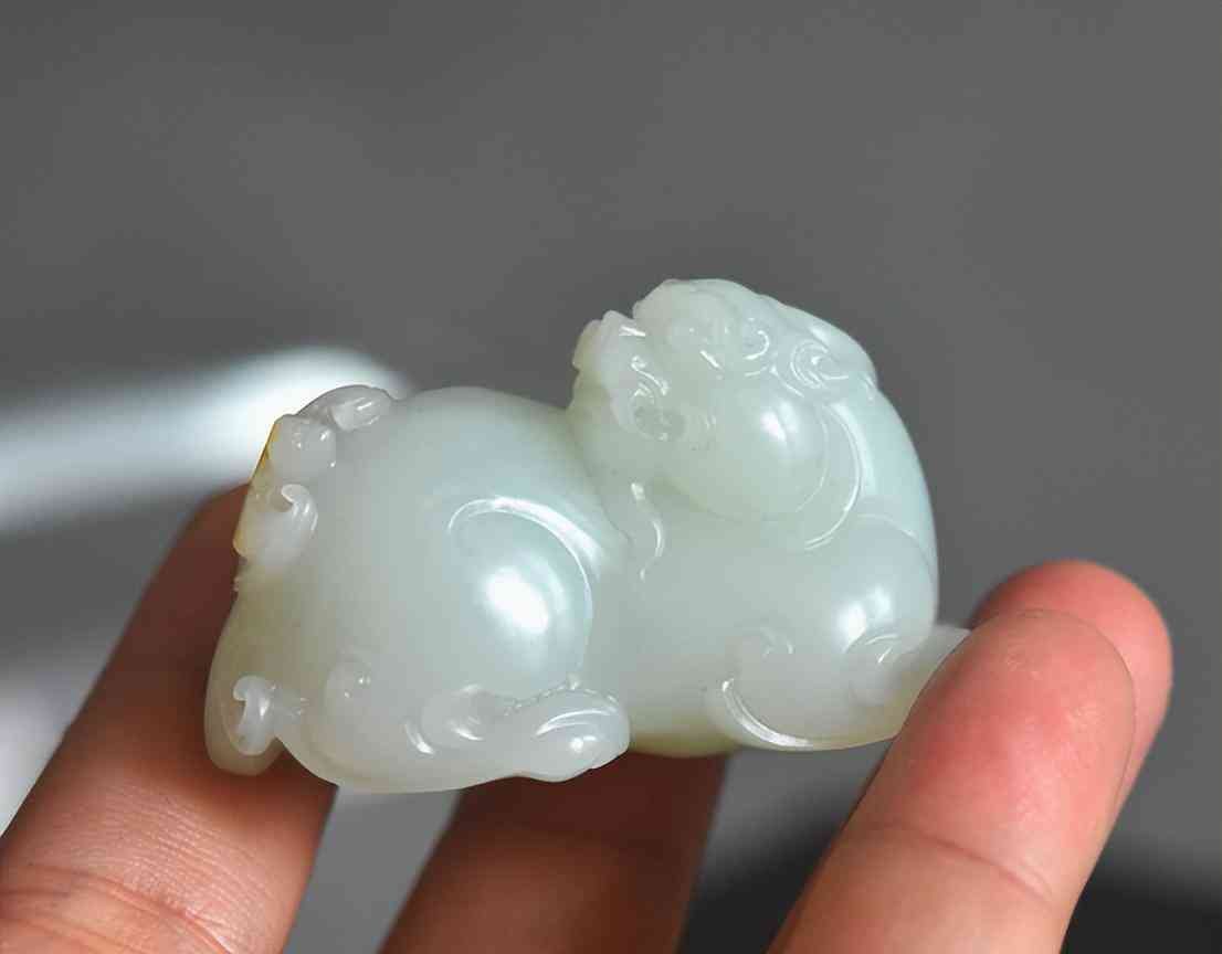 和田碧玉顏色等級(jí)照片(和田碧玉顏色等級(jí)照片對(duì)比)