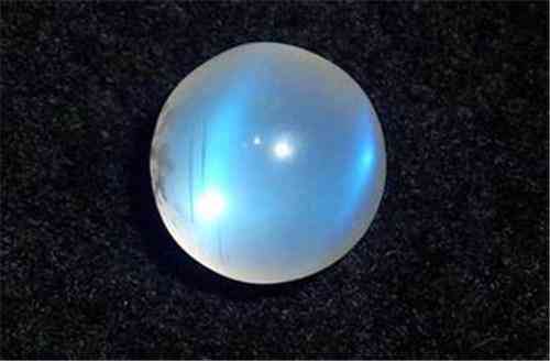 月光石項鏈價格(月光石項鏈價格一般在多少)