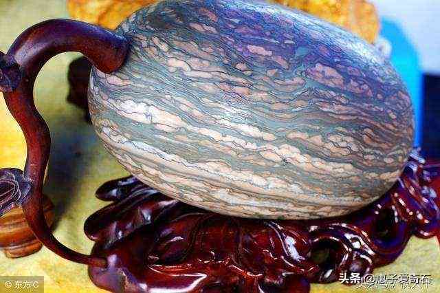 黃蠟石冰種原石價(jià)格(黃蠟石冰種原石圖片)插圖20