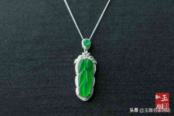 如何鑒定翡翠真假鑒別(鑒別真假翡翠的方法)