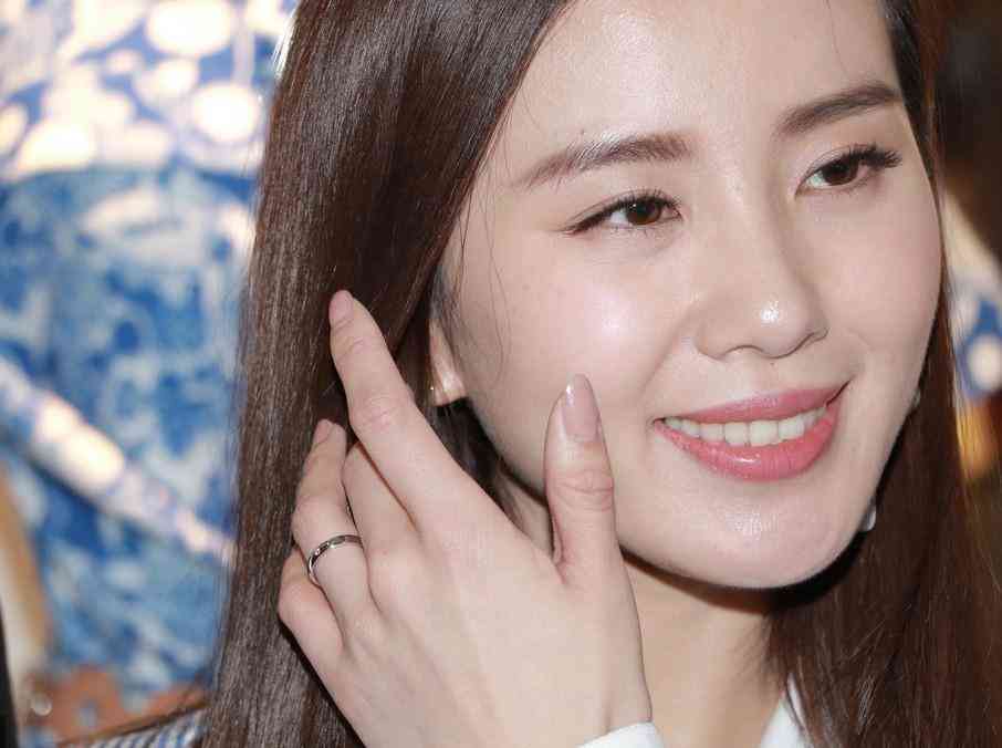 les情侶戒指戴法(les戒指戴哪邊)