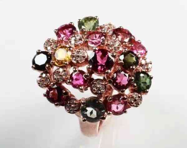 歐泊石值錢嗎(歐泊石什么顏色最貴)插圖2