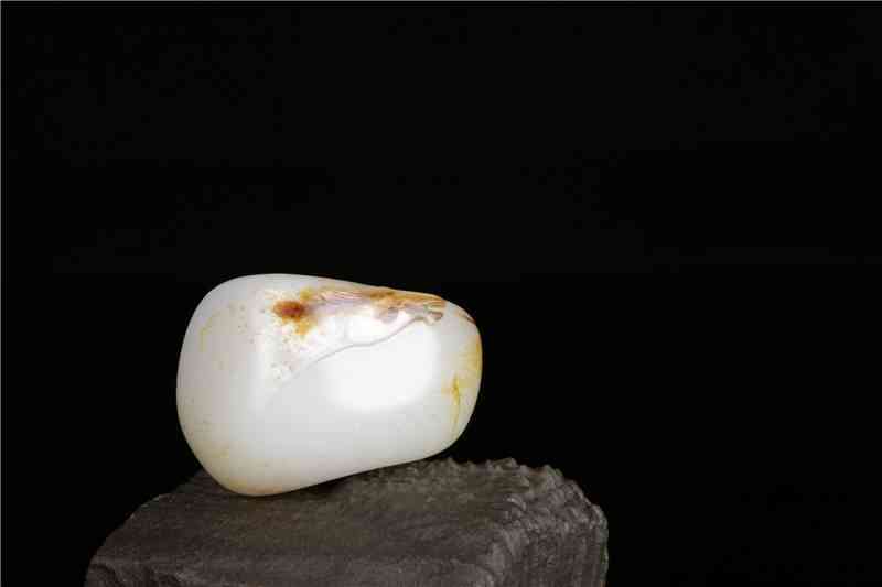 羊脂玉值不值錢(羊脂玉值得收藏嗎)插圖13