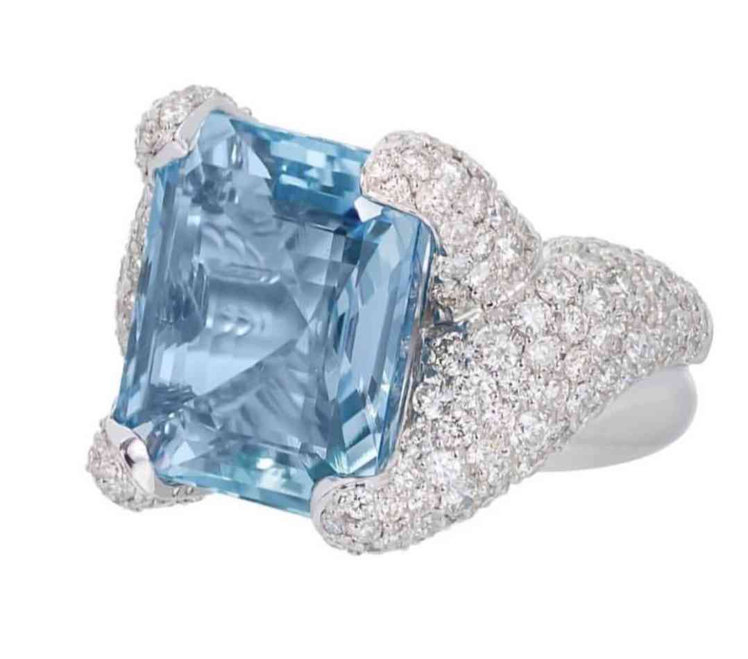 海藍(lán)寶石產(chǎn)地(海藍(lán)寶原石)