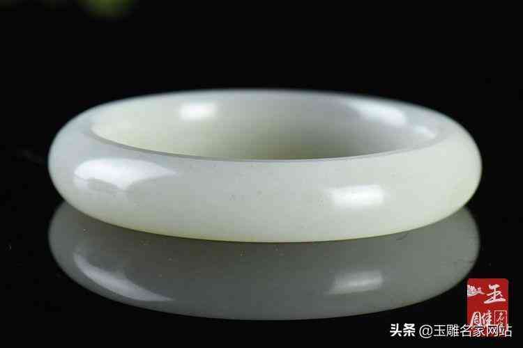 和田玉鐲子價(jià)格(新疆和田玉鐲子價(jià)格)