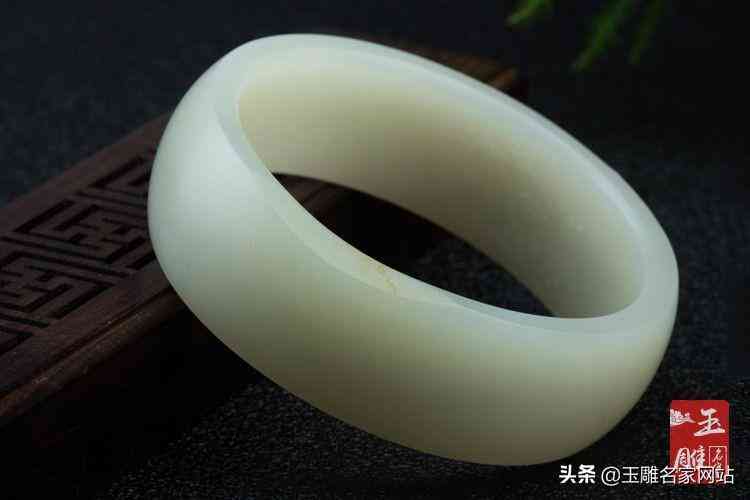 和田玉鐲子價(jià)格(新疆和田玉鐲子價(jià)格)插圖1