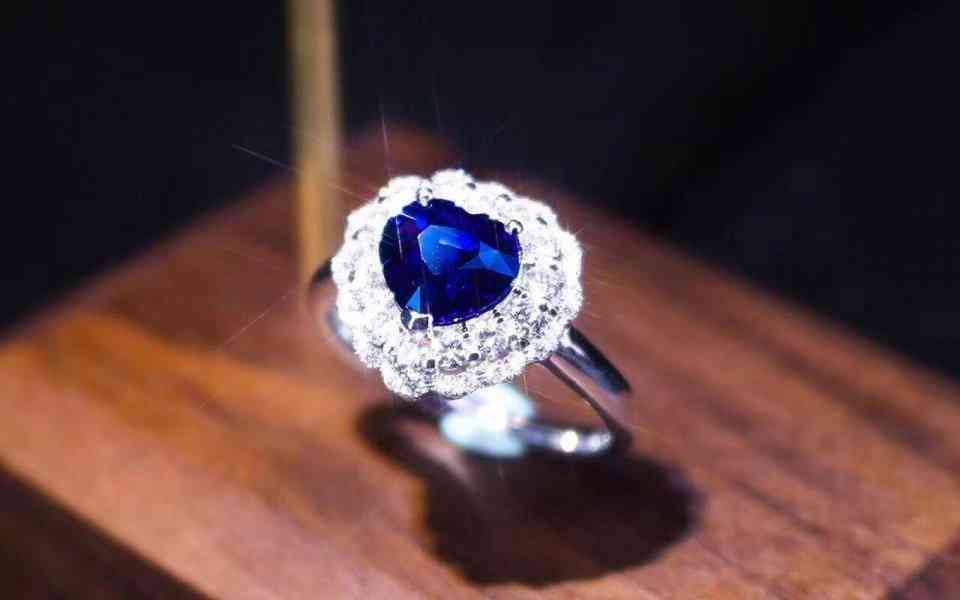 藍寶石最簡單鑒定方法(海藍寶為什么不建議買)插圖4