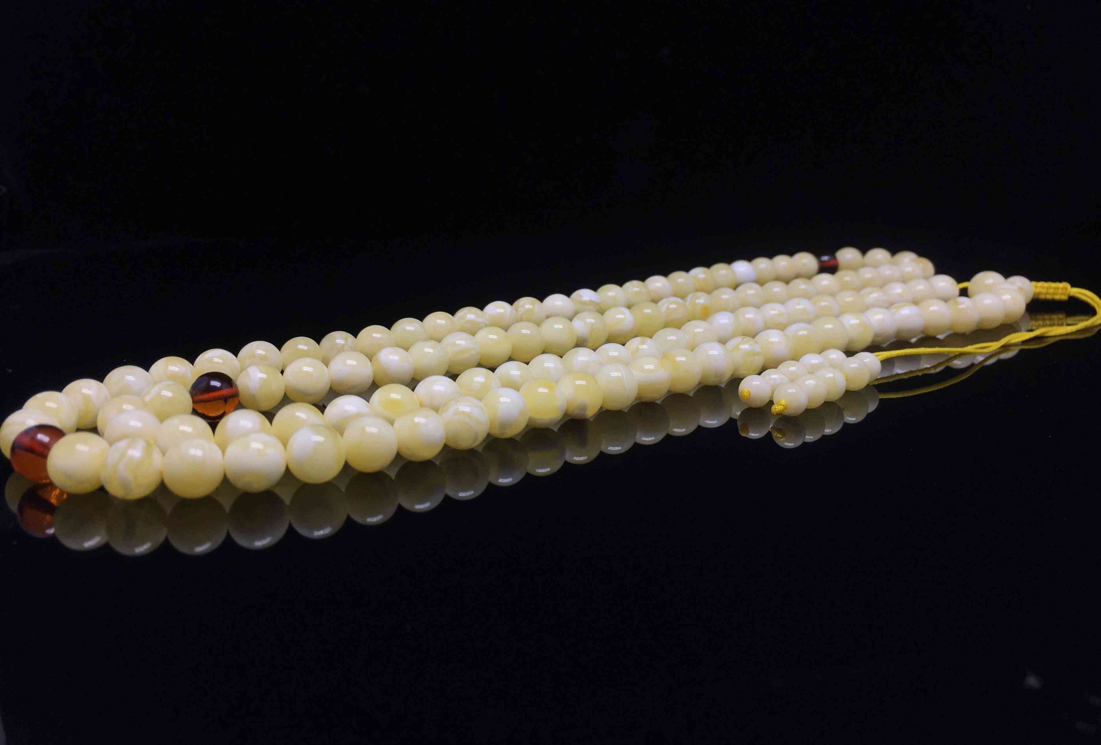 純天然琥珀多少錢一克(天然琥珀值多少錢一克)插圖3