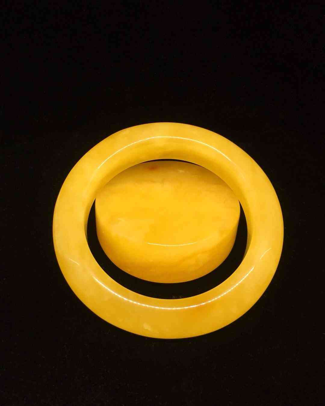 純天然琥珀多少錢一克(天然琥珀值多少錢一克)插圖5