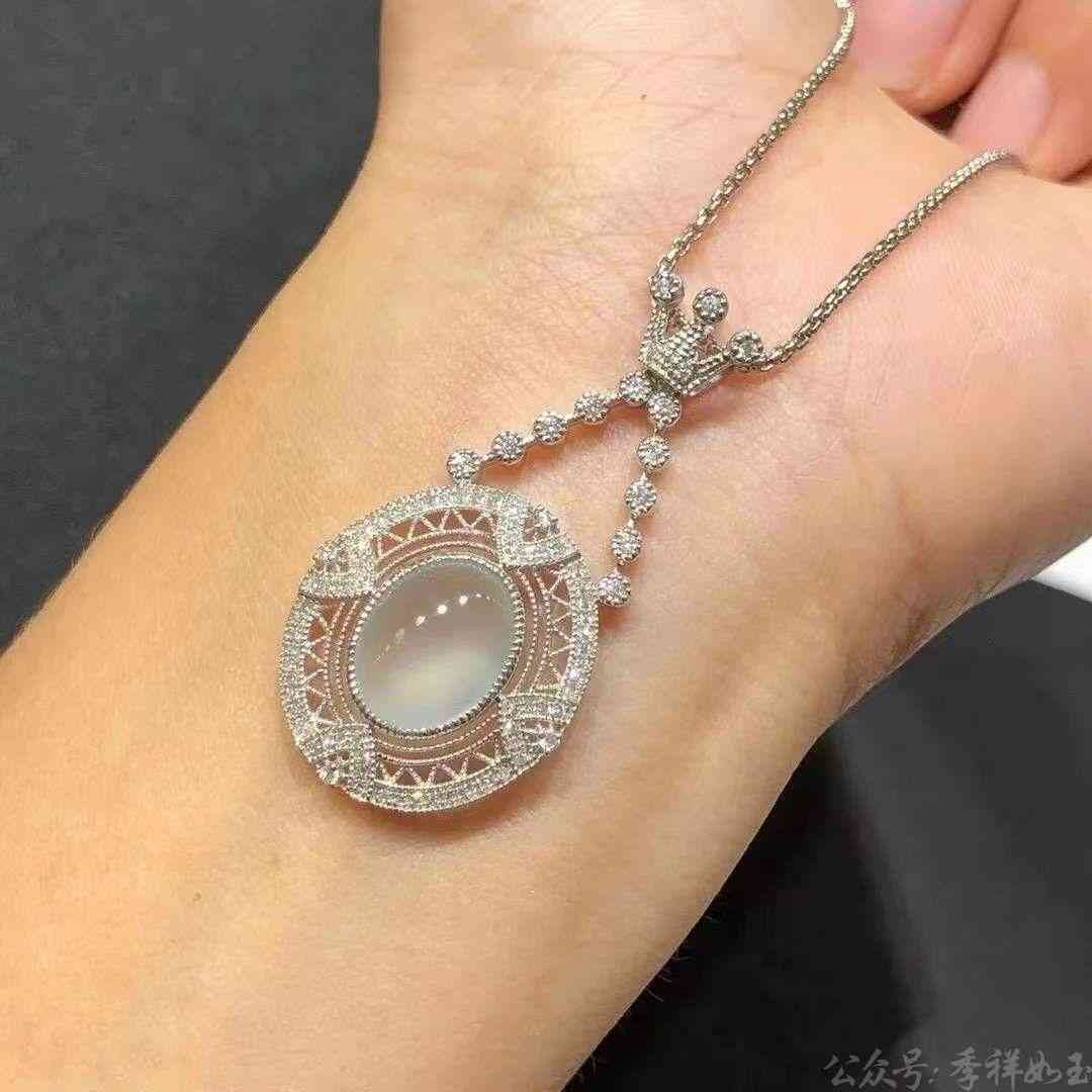 翡翠多少錢一克現(xiàn)在(翡翠價(jià)格2022)插圖2